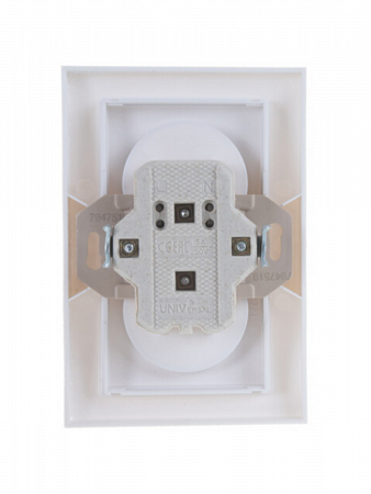 Розетка 2-м СП Бриллиант 16А IP20 б/з бел. 7947519 UNIVersal