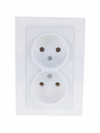 Розетка 2-м СП Бриллиант 16А IP20 б/з бел. 7947519 UNIVersal
