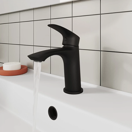 Смеситель для умывальника Rora RORBL00M01 Milardo