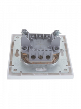 Выключатель 1-кл.СП Бриллиант 10А IP20 белый 7947366 UNIVersal