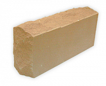 Кирпич одинарный лицевой рустированный угловой "Жёлтый"М-200 Каменск-Уральский на сайте Стройсервис
