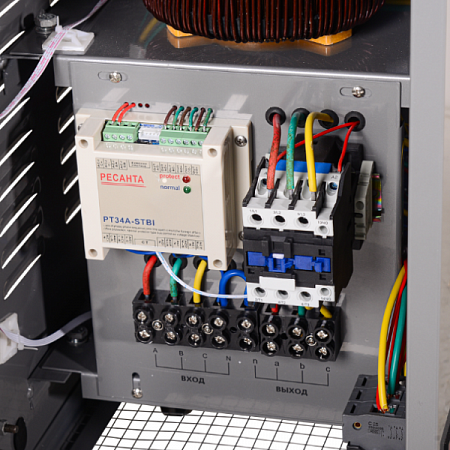 Стабилизатор напряжения трехфазный АСН-15000/3-Ц 63/4/17 Ресанта