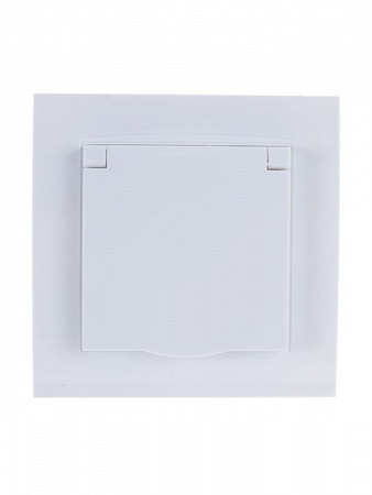 Розетка 1-м СП Бриллиант 16А IP20 с/з с крышкой бел. 7947649 UNIVersal на сайте Стройсервис
