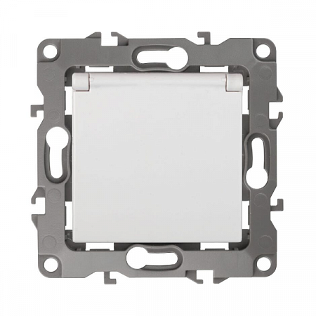 Механизм розетки 1-м СП Эра12 12-1193576 2103-01 16А IP20 16AX 250В 2P+E Schuko защ. шторки с крышкой бел.Эра Б0014693  на сайте Стройсервис
